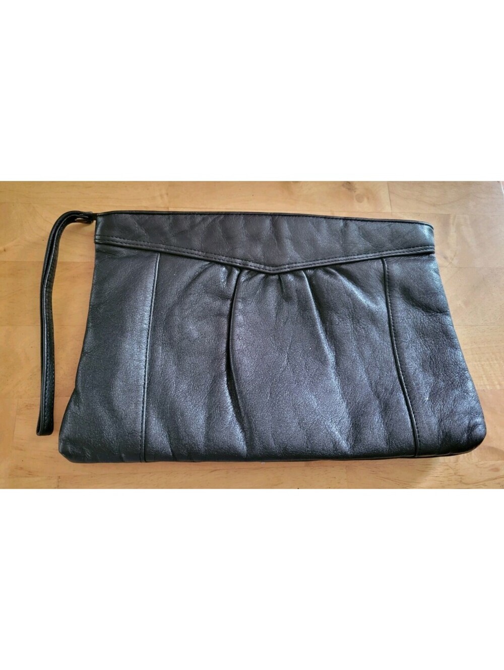Vintage 80s Black Leather Clutch Purse Pleated Front Made in Korea Borsa Veneto